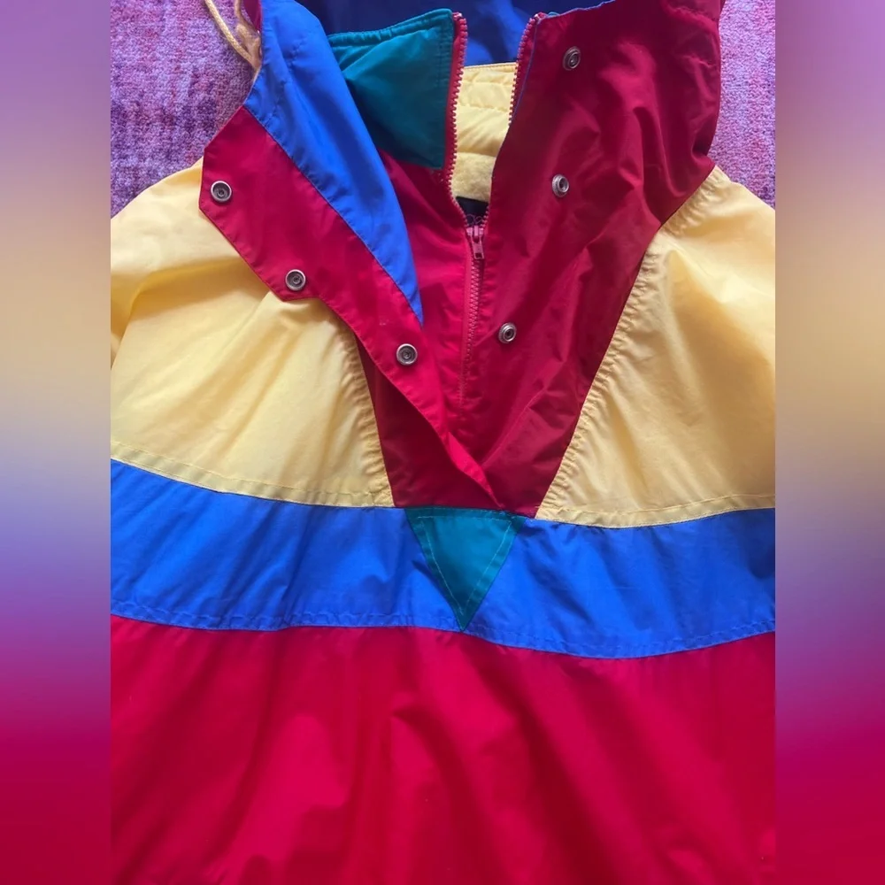 80’s color-block puffer